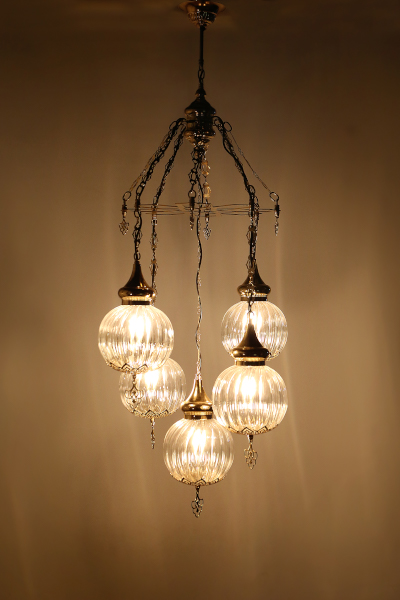 Stylish Gold Edition Chandelier with 5 Special Pyrex Glasses